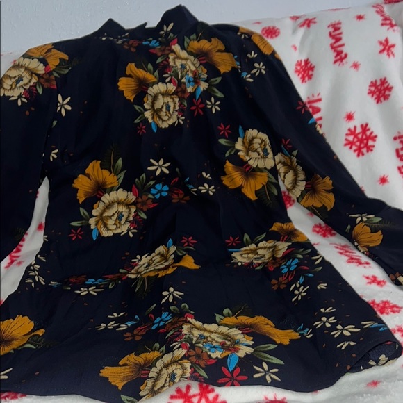 YOINS Black Floral Mini Dress - Picture 3 of 7